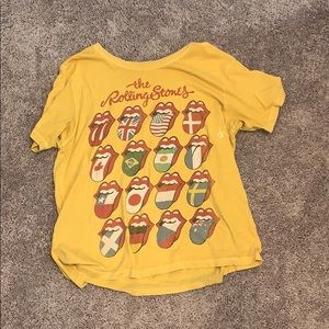 yellow rolling stones t shirt